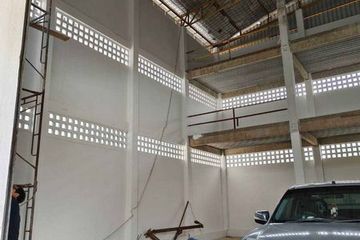Warehouse / Factory for rent in Bang Chak, Bangkok near BTS Punnawithi