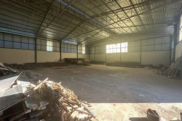 Warehouse / Factory for rent in Saphan Sung, Bangkok