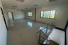 Warehouse / Factory for rent in Saphan Sung, Bangkok