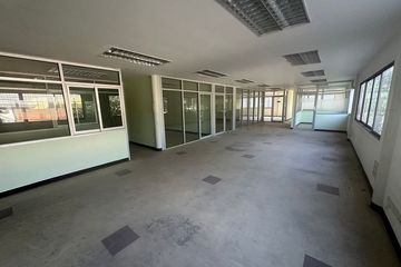 Warehouse / Factory for rent in Saphan Sung, Bangkok