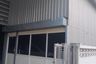 Warehouse / Factory for rent in Din Daeng, Bangkok near MRT Sutthisan
