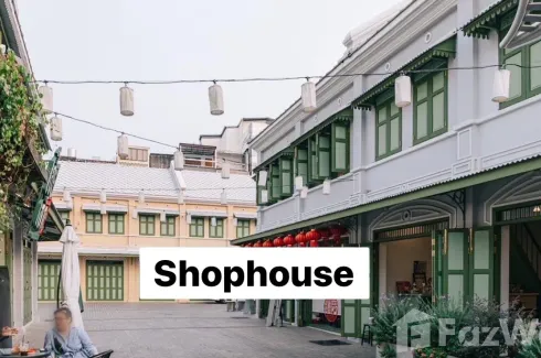 3 Bedroom Commercial for rent in Bowon Niwet, Bangkok near MRT Democracy Monument