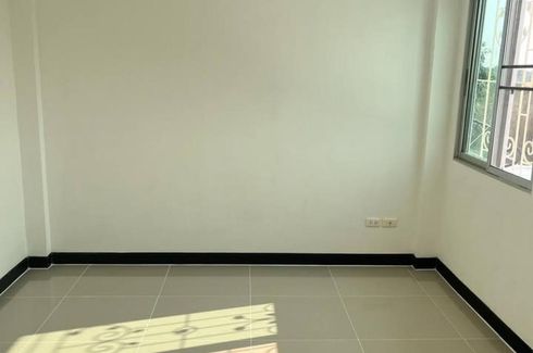 2 Bedroom Townhouse for sale in BURAPHAN GARDEN VILLE, Krathum Rai, Bangkok