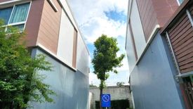 3 Bedroom Townhouse for sale in Supalai Bella Wongwaen – Lamlukka Klong 4, Bueng Kham Phroi, Pathum Thani near BTS Eastern Outer Ring