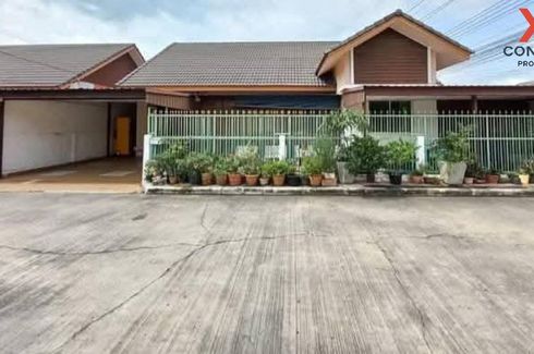 3 Bedroom Townhouse for sale in Lam Phak Kut, Pathum Thani