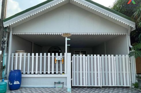 2 Bedroom Townhouse for sale in Khlong Song, Pathum Thani