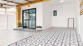 3 Bedroom Townhouse for sale in Sao Thong Hin, Nonthaburi