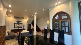 5 Bedroom House for sale in Khlong Tan Nuea, Bangkok