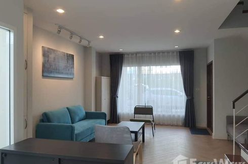 3 Bedroom Townhouse for rent in Chong Nonsi, Bangkok