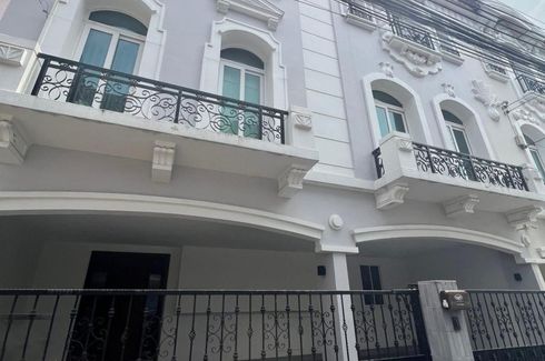 4 Bedroom Townhouse for rent in Baan Klang Muang Grand De Paris Ratchada, Wang Thonglang, Bangkok