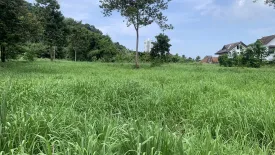 Land for sale in Surasak, Chonburi