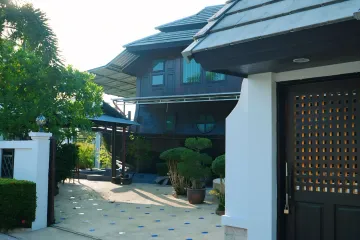 4 Bedroom Villa for rent in Nong Pla Lai, Chonburi