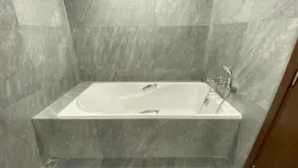 1 Bedroom Condo for rent in Touch Hill Place Elegant, Chang Phueak, Chiang Mai