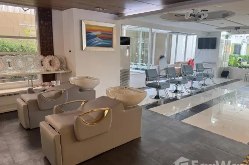 45 Bedroom Hotel / Resort for sale in Phra Khanong Nuea, Bangkok near BTS Phra Khanong