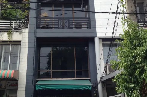 4 Bedroom Office for rent in Phlapphla, Bangkok