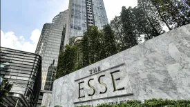 Condo for sale in The Esse at Singha Complex, Bang Kapi, Bangkok near MRT Phetchaburi