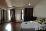 3 Bedroom Townhouse for rent in Khlong Tan Nuea, Bangkok