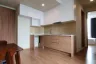 2 Bedroom Condo for sale in Noble Around 33, Khlong Tan Nuea, Bangkok near BTS Phrom Phong