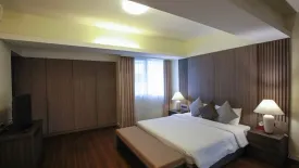 2 Bedroom Condo for rent in The Kameo Court, Khlong Toei Nuea, Bangkok near BTS Nana
