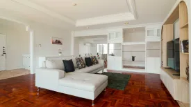 3 Bedroom Apartment for rent in Charan Tower, Khlong Tan Nuea, Bangkok near BTS Phrom Phong