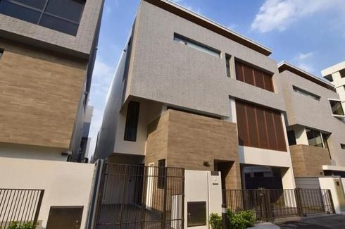 4 Bedroom House for sale in Parc Priva, Huai Khwang, Bangkok