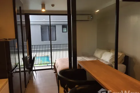 1 Bedroom Condo for rent in Maestro 02 Ruamrudee, Lumpini, Bangkok near BTS Ploen Chit