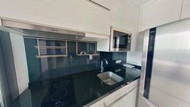 1 Bedroom Condo for sale in The Room Sukhumvit 40, Phra Khanong, Bangkok near BTS Ekkamai