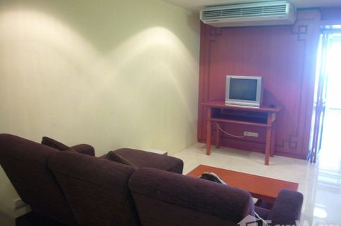 1 Bedroom Condo for sale in Nusa State Tower Condominium, Silom, Bangkok near BTS Surasak