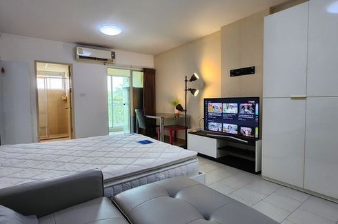 Condo for sale in Huai Khwang, Bangkok near MRT Huai Khwang
