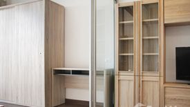 1 Bedroom Condo for sale in Supalai Lite Sathorn - Charoenrat, Bang Khlo, Bangkok near BTS Saphan Taksin