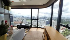 2 Bedroom Condo for rent in Si Phraya, Bangkok near MRT Sam Yan