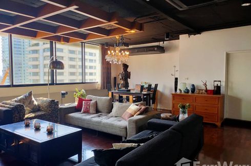 3 Bedroom Condo for rent in Sukhumvit Casa, Khlong Toei, Bangkok near BTS Nana