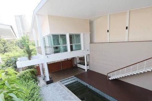 4 Bedroom House for rent in Khlong Tan, Bangkok near BTS Phrom Phong