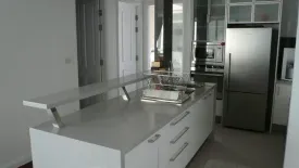 2 Bedroom Condo for rent in Baan Rajprasong, Lumpini, Bangkok near BTS Ratchadamri