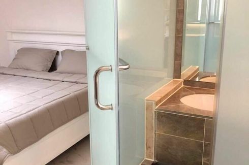 1 Bedroom Condo for rent in Hansar Rajdamri, Lumpini, Bangkok near BTS Chit Lom