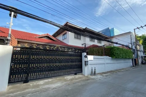 4 Bedroom House for rent in Phaya Thai, Bangkok near BTS Sanam Pao