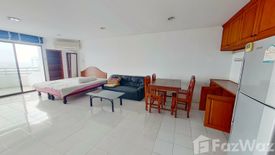 2 Bedroom Condo for rent in Bangna Complex, Bang Na, Bangkok near MRT Si Iam