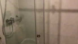 1 Bedroom Condo for rent in Baan Suksan, Khlong Toei Nuea, Bangkok near MRT Phetchaburi