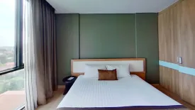 1 Bedroom Condo for rent in Ramada by Wyndham Ten Ekamai Residences, Phra Khanong Nuea, Bangkok near BTS Ekkamai