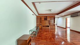 3 Bedroom Condo for rent in Khlong Toei Nuea, Bangkok near MRT Sukhumvit