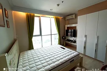 1 Bedroom Condo for rent in Rhythm Ratchada, Sam Sen Nok, Bangkok near MRT Ratchadaphisek