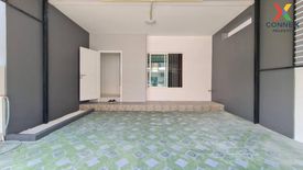 3 Bedroom Townhouse for sale in Bang Luang, Pathum Thani