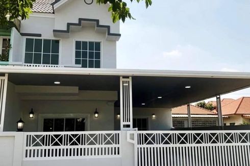 3 Bedroom Townhouse for sale in Lully Ville Lumlukka Khlong 3, Lat Sawai, Pathum Thani