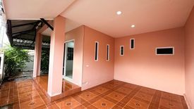 3 Bedroom Townhouse for sale in Bang Krang, Nonthaburi