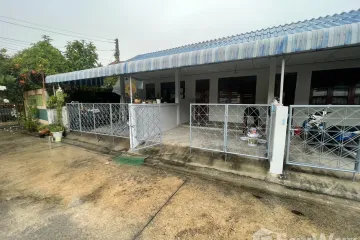 1 Bedroom Townhouse for rent in Tha Pradu, Rayong