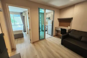 1 Bedroom Condo for sale in Metro Luxe Rama 4, Khlong Toei, Bangkok near BTS Ekkamai