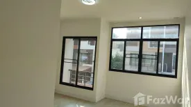 3 Bedroom Townhouse for rent in Sixnature Kanlapaphruek, Bang Khae, Bangkok