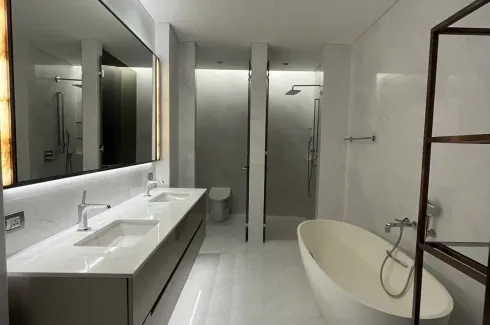 2 Bedroom Condo for rent in The Residences at Sindhorn Kempinski Hotel Bangkok, Lumpini, Bangkok near BTS Ratchadamri