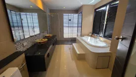 3 Bedroom Villa for rent in Sri Suchart Grand View 3, Ratsada, Phuket