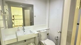 1 Bedroom Condo for rent in D 65, Phra Khanong Nuea, Bangkok near BTS Phra Khanong